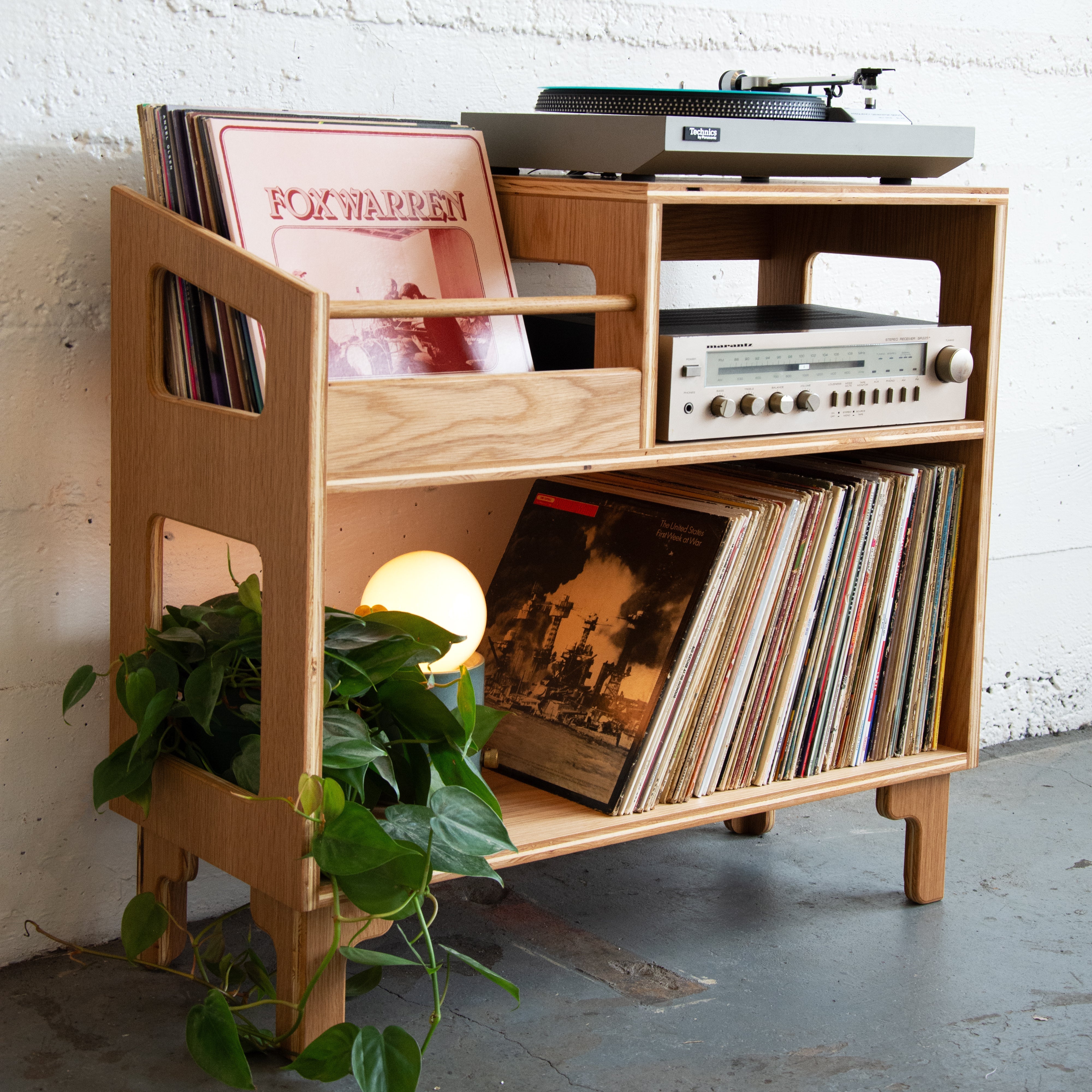White Oak Vinyl Record Storage – Sidetracked Workshop