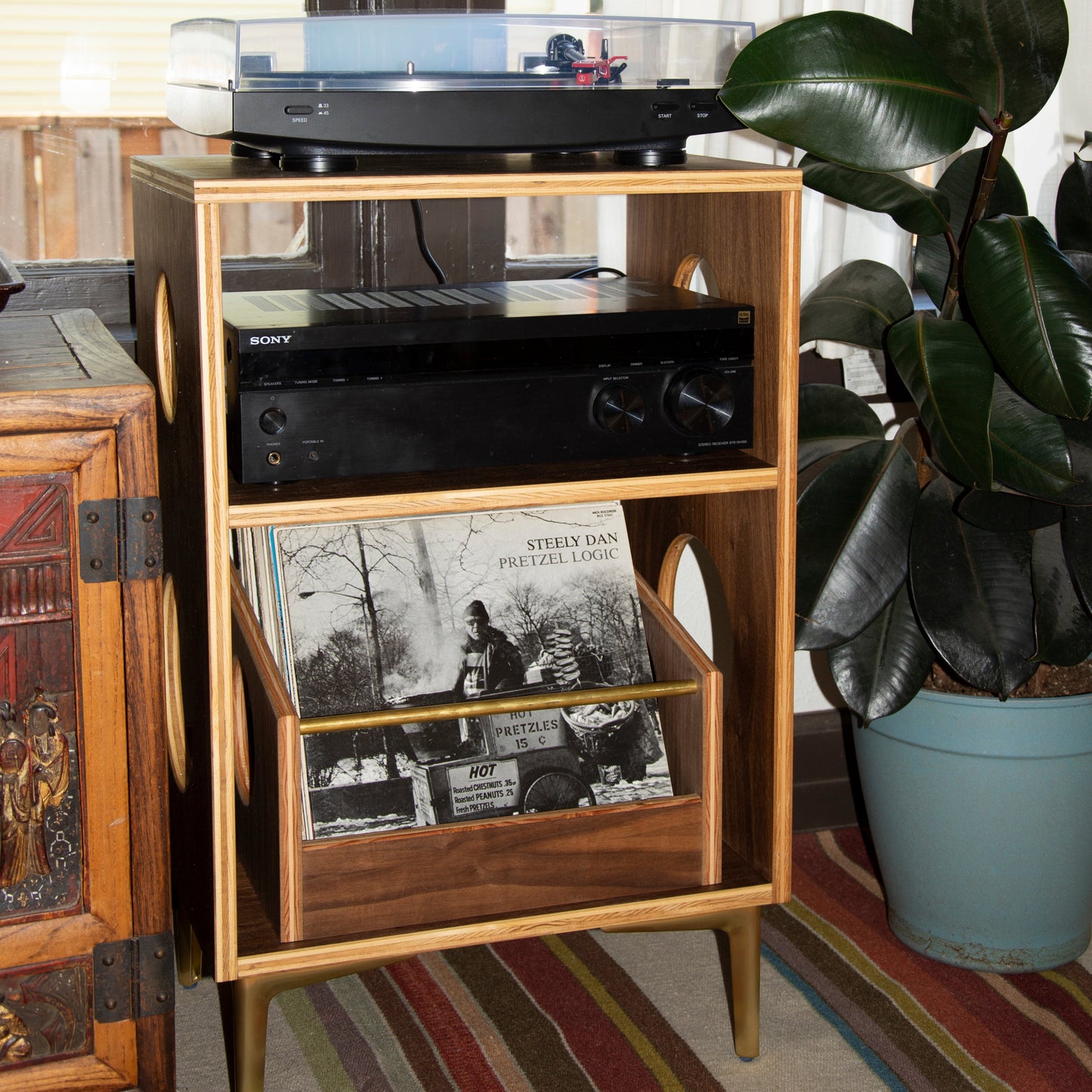 Walnut "Soundcheck" Vinyl Record Crate