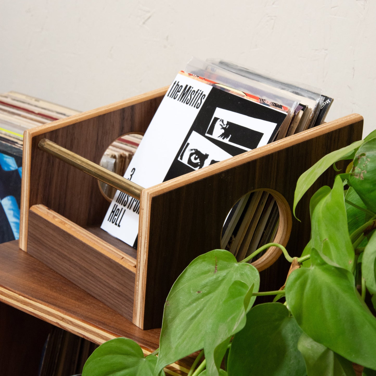 Walnut "Mini Soundcheck" 7" Vinyl Record Crate