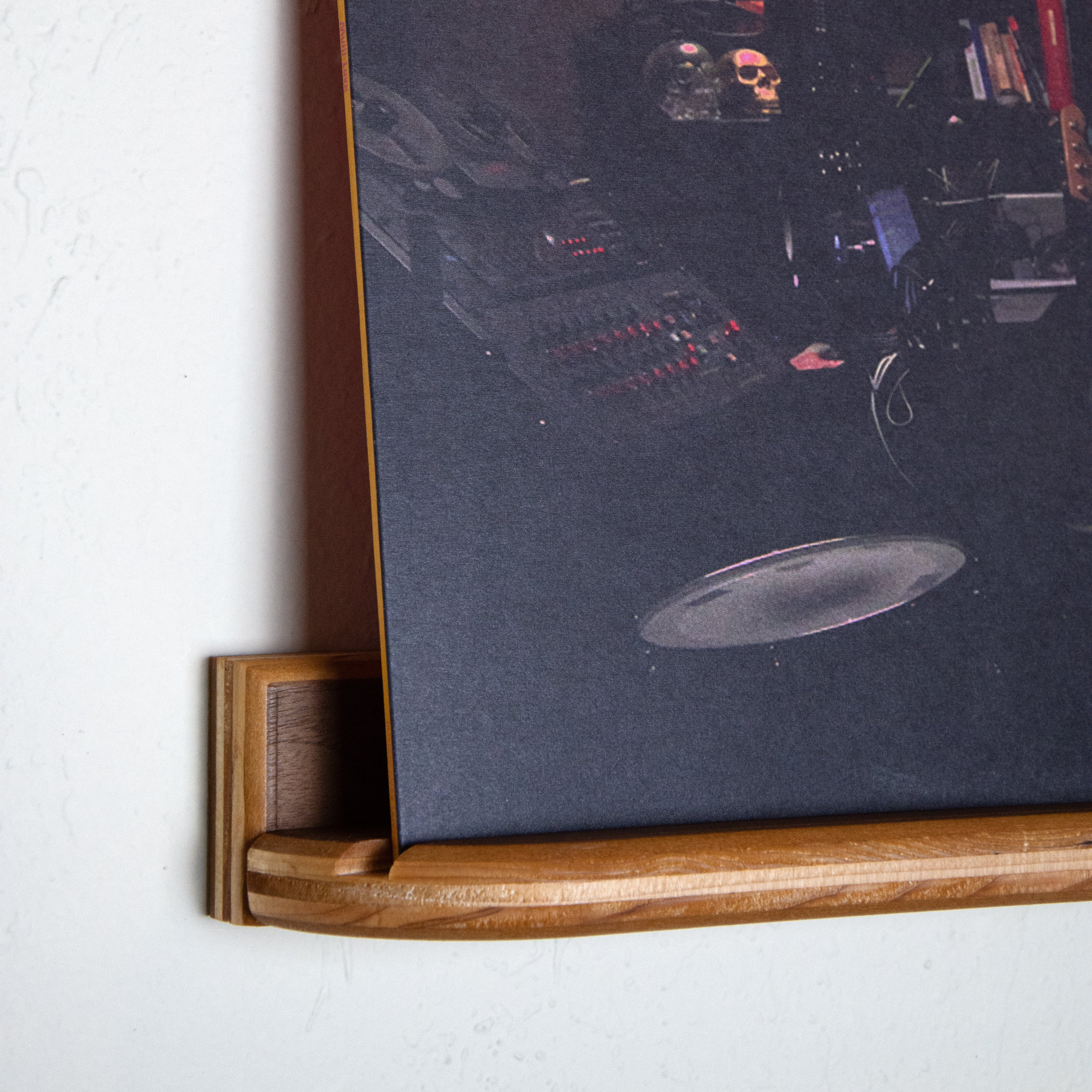 Floating Walnut Vinyl Record Display Shelf – Sidetracked Workshop