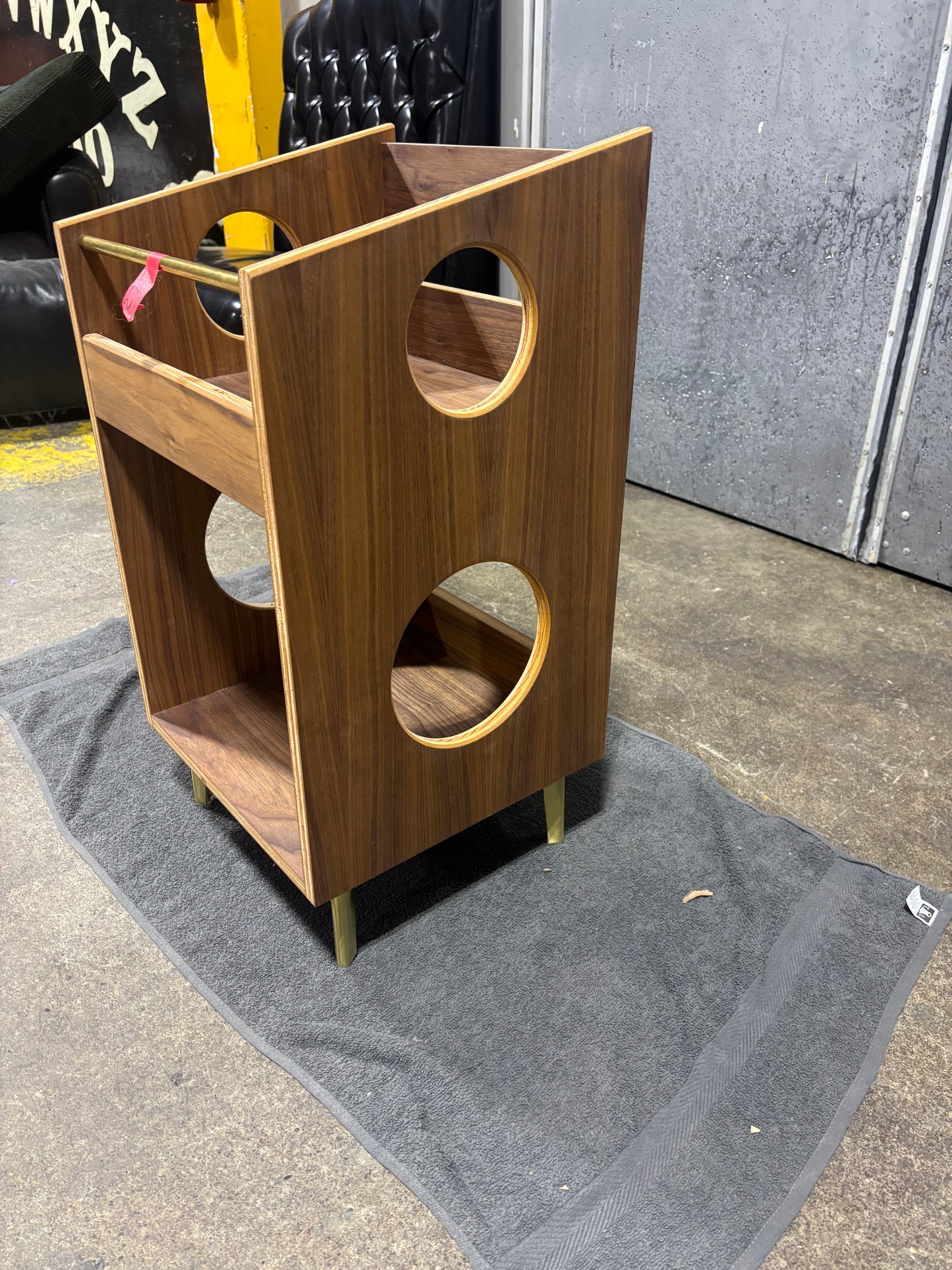Walnut 'Sidekick' #6 Seconds Sale - Gouge