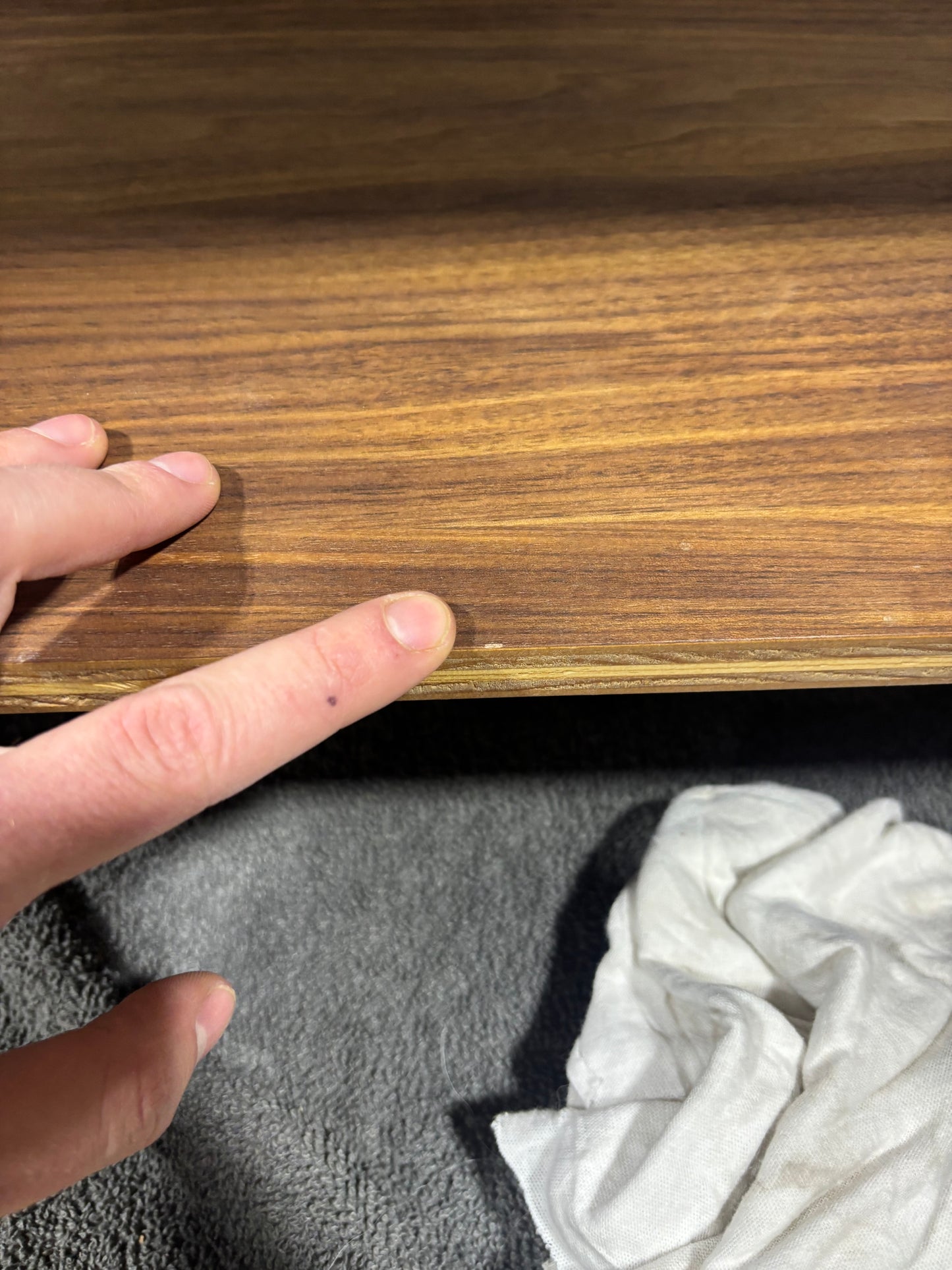 Walnut 'Headliner' #1 Seconds Sale - Floor Model